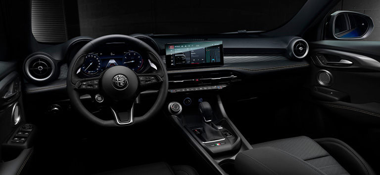 Alfa romeo gallery interior 2